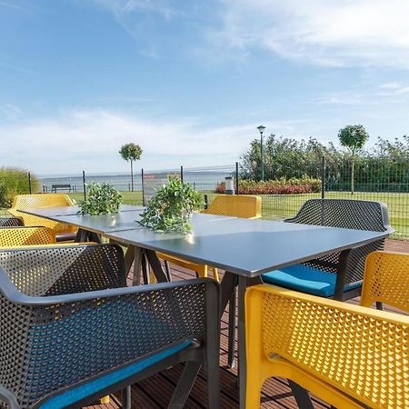 Royal Cafe Apartman Keszthely Exterior foto
