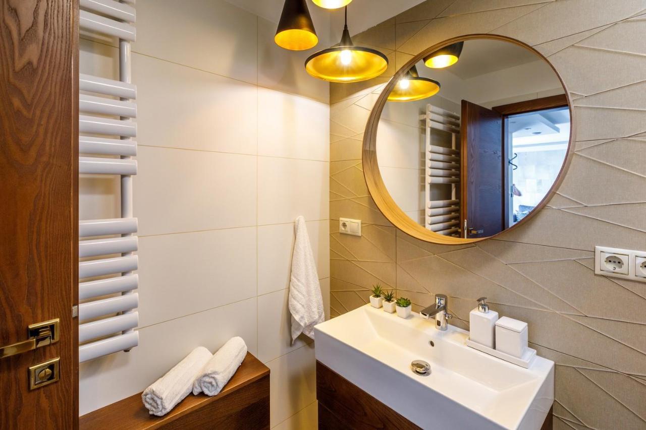 Royal Cafe Apartman Keszthely Exterior foto