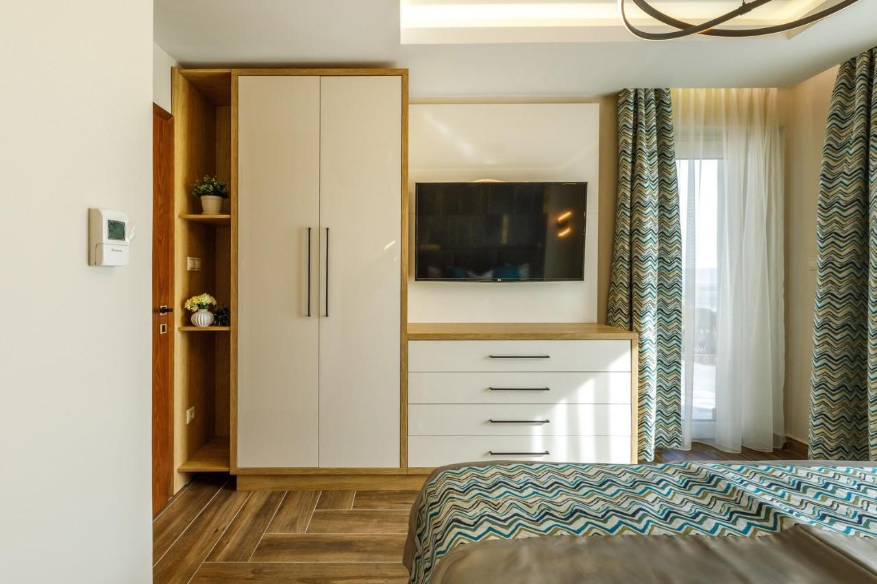 Royal Cafe Apartman Keszthely Exterior foto